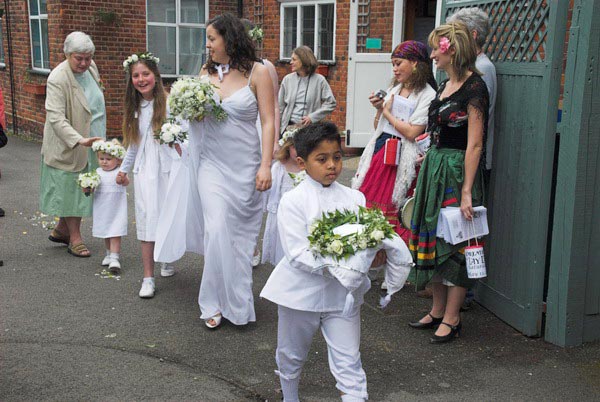 Brentham Centenary May Day Festivities © 2006, Peter Marshall