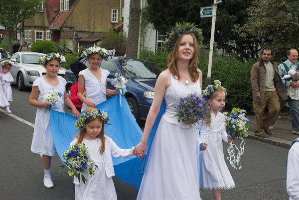 Brentham Centenary May Day Festivities © 2006, Peter Marshall