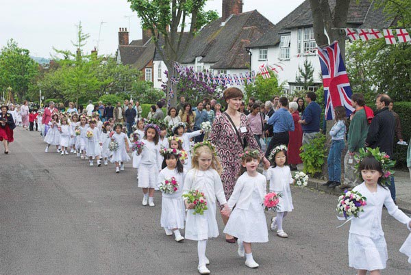 Brentham Centenary May Day Festivities © 2006, Peter Marshall