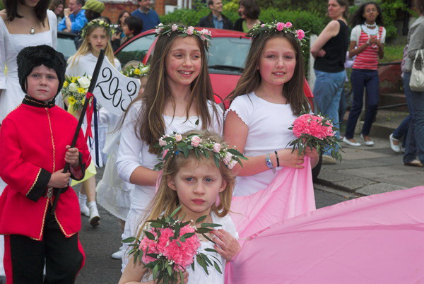 Brentham Centenary May Day Festivities © 2006, Peter Marshall
