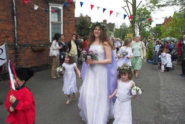 Brentham Centenary May Day Festivities © 2006, Peter Marshall