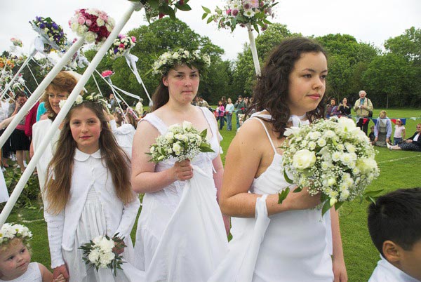 Brentham Centenary May Day Festivities © 2006, Peter Marshall