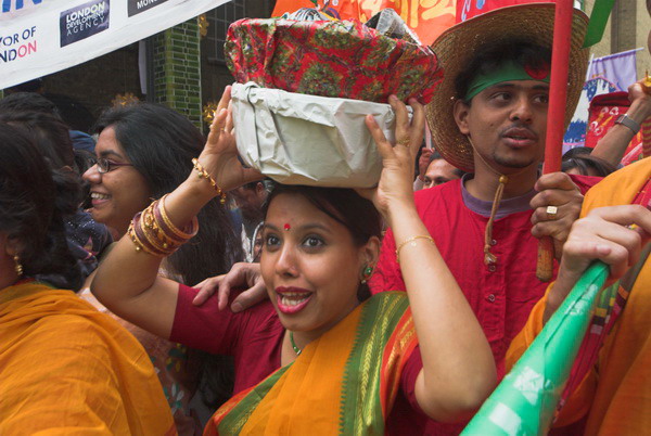 Baishahki Mela, Spitalfields, London © 2006, Peter Marshall