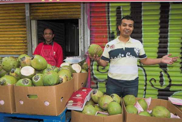 Baishahki Mela, Spitalfields, London © 2006, Peter Marshall