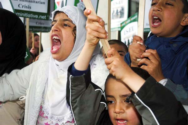 March for Palestine © 2006, Peter Marshall