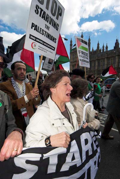 March for Palestine © 2006, Peter Marshall