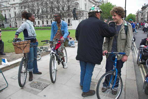 Critical Mass, London © 2006, Peter Marshall