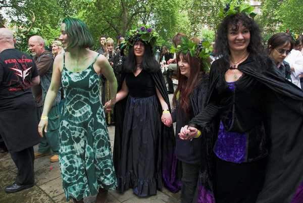Pagan Pride, Holborn, London © 2006, Peter Marshallvv