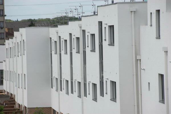 Barking and River Roding © 2006, Peter Marshall