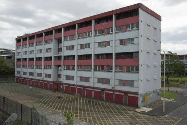 Barking and River Roding © 2006, Peter Marshall