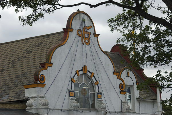 Barking and River Roding © 2006, Peter Marshall