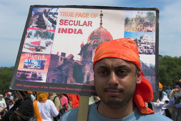 Sikh Remembrance March © 2006, Peter Marshall