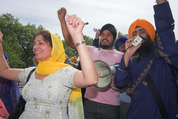 Sikh Remembrance March © 2006, Peter Marshall