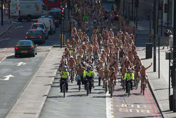 World Naked Bike Ride London © 2006, Peter Marshall