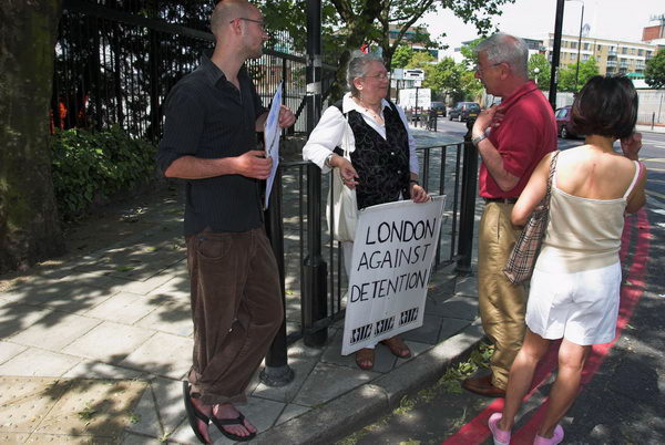 No Borders protest at Wapping. © 2006, Peter Marshall