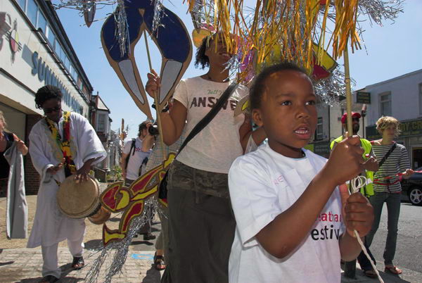 Streatham Festival Childrens Parade © 2006, Peter Marshall