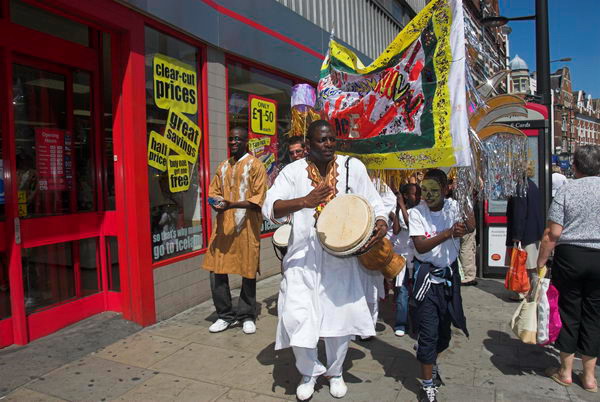 Streatham Festival Childrens Parade © 2006, Peter Marshall