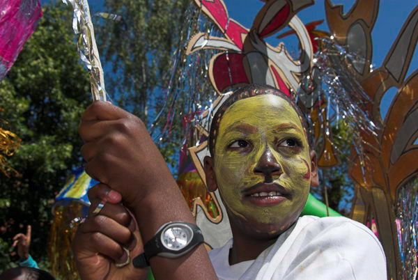 Streatham Festival Childrens Parade © 2006, Peter Marshall