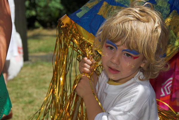 Streatham Festival Childrens Parade © 2006, Peter Marshall