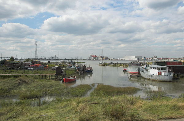Greenhithe + Swanscombe Marshes © 2006, Peter Marshall