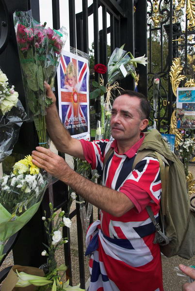 Princess Di, 9th Anniversary © Peter Marshall, 2006