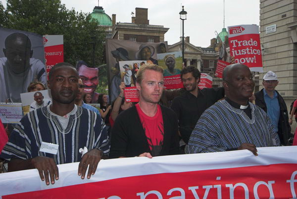 Christian Aid Trade Justice March © 2006, Peter Marshall