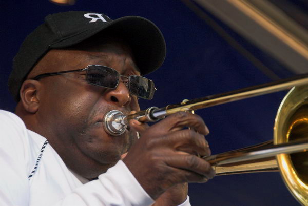 The Battle of Cable Street 70th Anniv © Peter Marshall, 2006