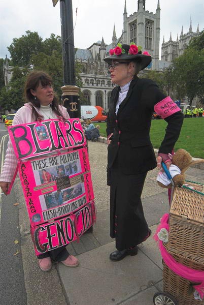 Sack Parliament © Peter Marshall, 2006