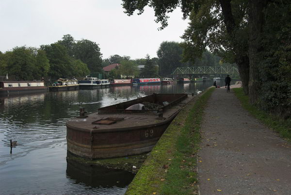 Tottenham to Walthamstow © Peter Marshall, 2006