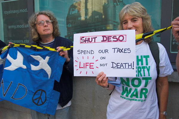 Shut DESO Action Day © Peter Marshall, 2006