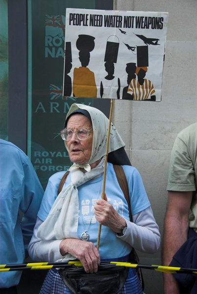 Shut DESO Action Day © Peter Marshall, 2006