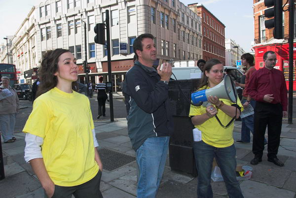 Shut DESO Action Day © Peter Marshall, 2006