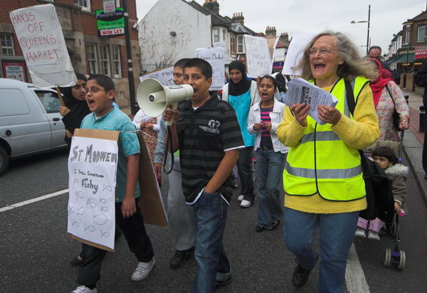 Save Queen's Market © Peter Marshall, 2006