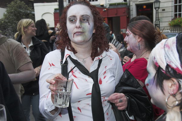 Crawl of the Dead © Peter Marshall, 2006