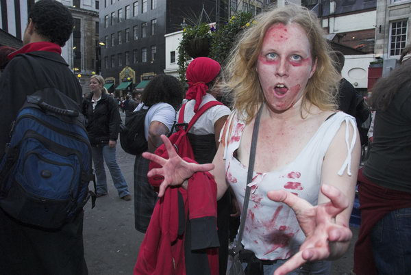 Crawl of the Dead © Peter Marshall, 2006