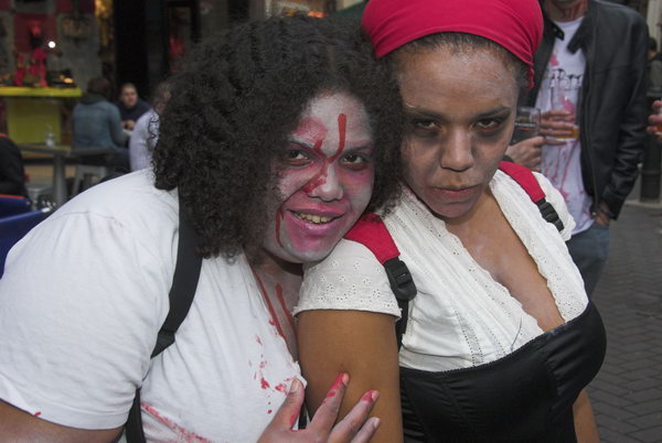 Crawl of the Dead © Peter Marshall, 2006