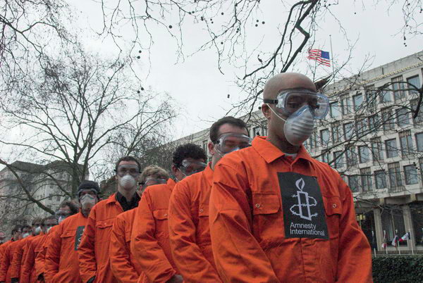 Amnesty 'Close Guantanamo' demo, US Embassy, London © Peter Marshall, 2007