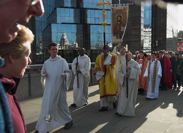 Blessing the Thames © Peter Marshall, 2007