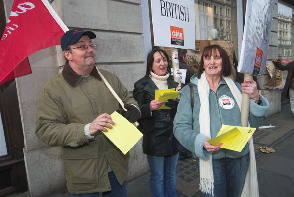No Sweat and Burberry workers protest factory closure © 2007, Peter Marshall