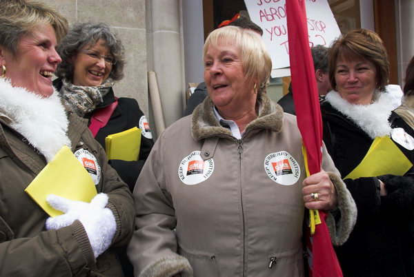 No Sweat and Burberry workers protest factory closure © 2007, Peter Marshall