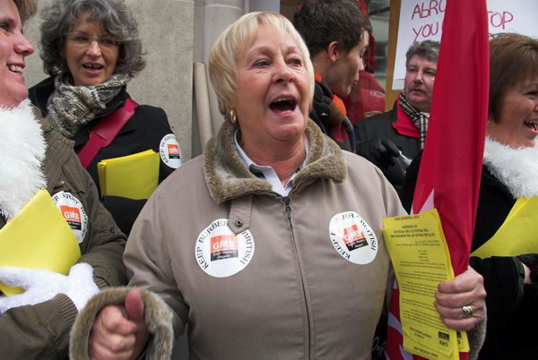 No Sweat and Burberry workers protest factory closure © 2007, Peter Marshall