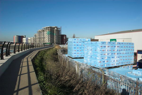 Barking & the Roding © 2007, Peter Marshall