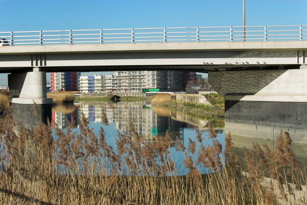 Barking & River Roding © 2007, Peter Marshall