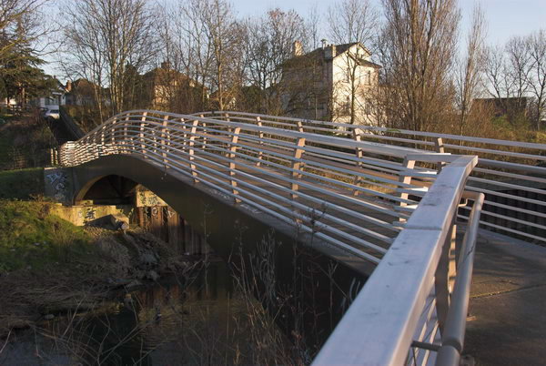 Barking & the Roding © 2007, Peter Marshall