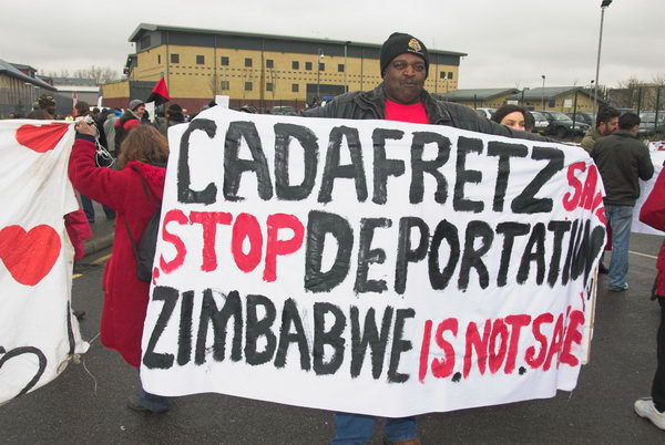 No Borders, Harmondsworth. © 2007, Peter Marshall