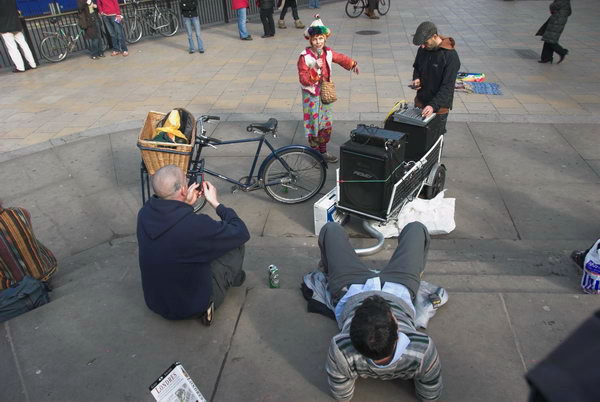 Reclaim Love, Piccadilly Circus © 2007, Peter Marshall