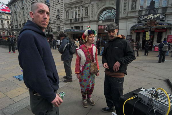 Reclaim Love, Piccadilly Circus © 2007, Peter Marshall