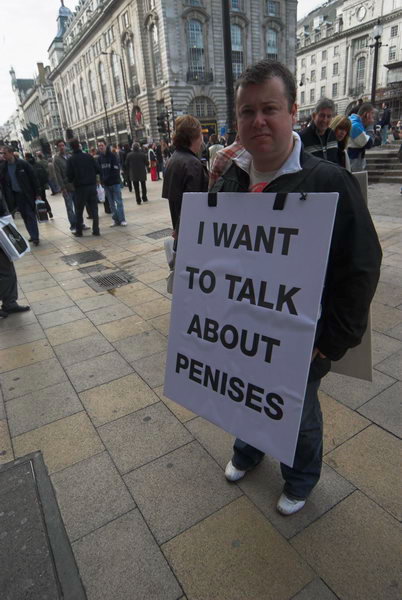 Reclaim Love, Piccadilly Circus © 2007, Peter Marshall