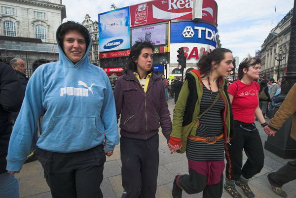 Reclaim Love, Piccadilly Circus © 2007, Peter Marshall