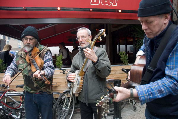 Great Spitalfields Pancake Race © 2007, Peter Marshall